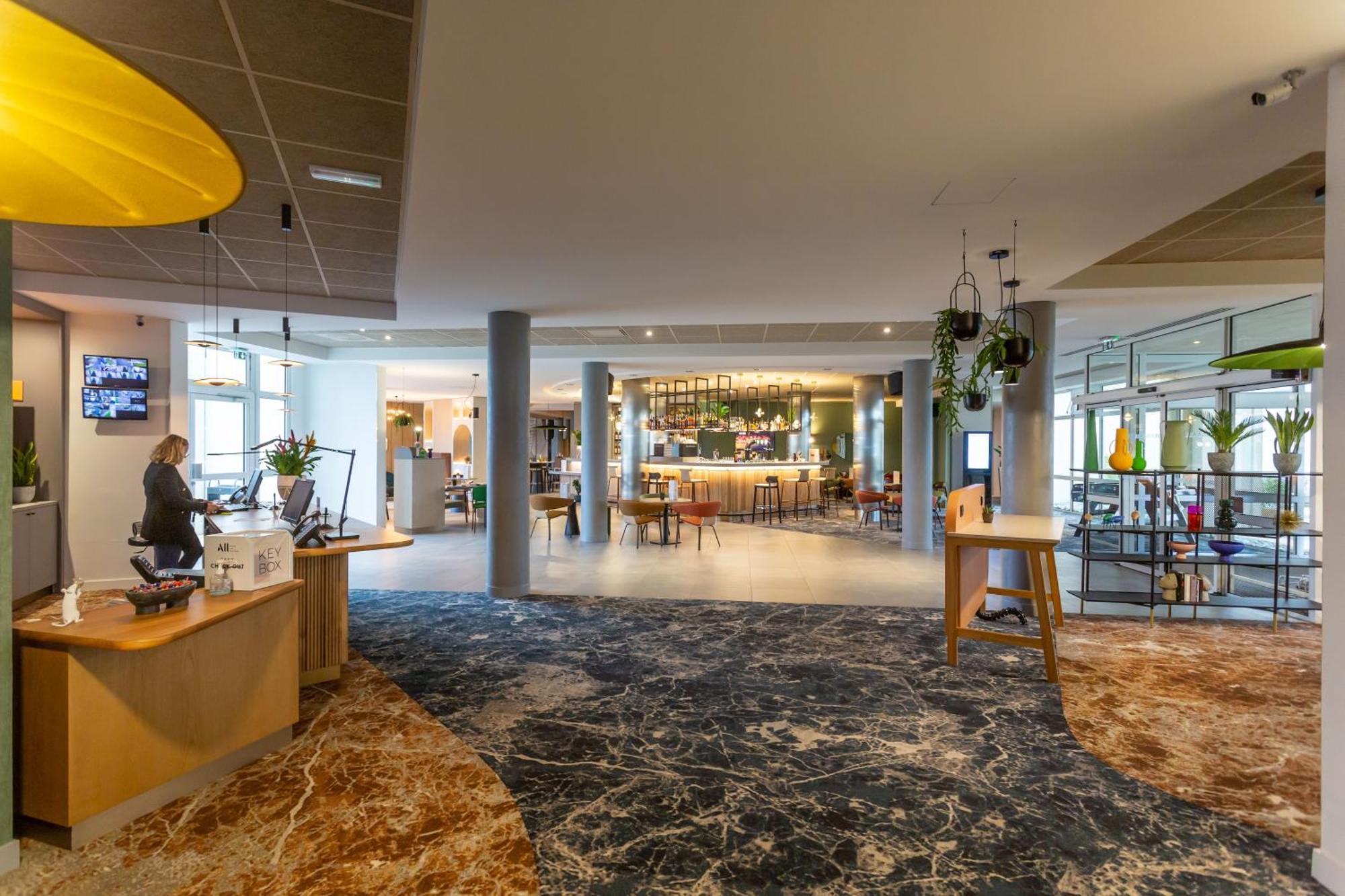 Novotel Bourges Bagian luar foto